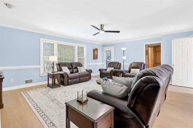 1920 Oak Branch Way, Stone Mountain, GA 30087