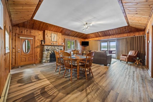 4556 East Lake Road, Livonia, NY 14487