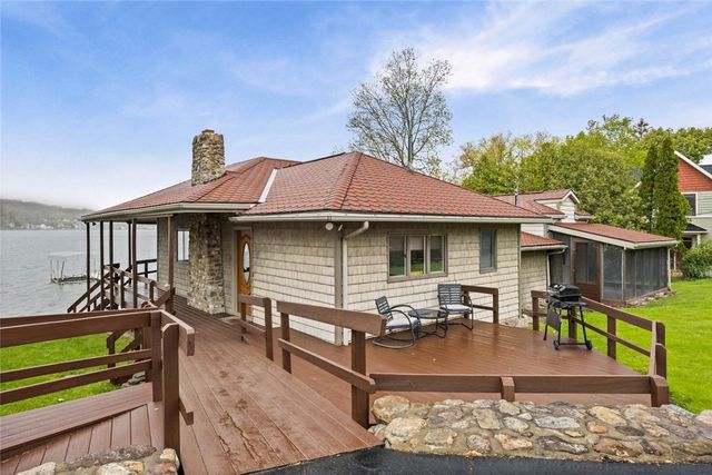 4556 East Lake Road, Livonia, NY 14487