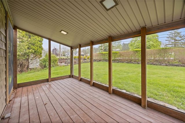 4556 East Lake Road, Livonia, NY 14487
