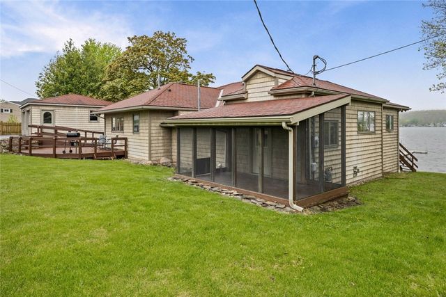4556 East Lake Road, Livonia, NY 14487