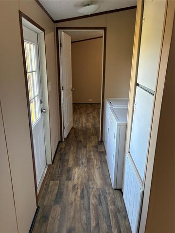 112 Strawberry Road, Huntsville, TX 77320