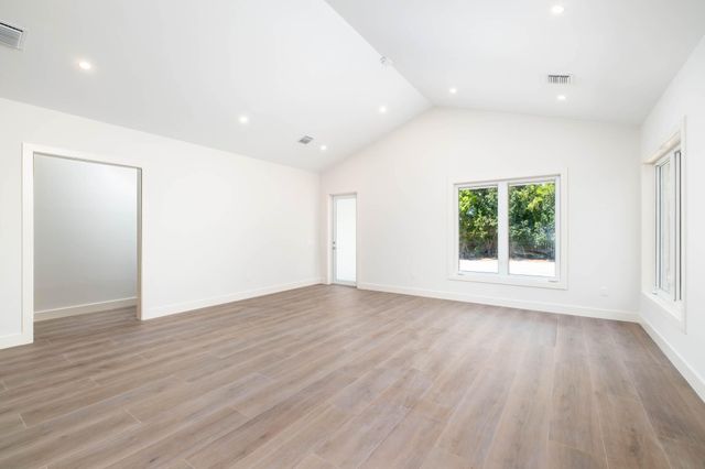 36 Park Road, Upper Matecumbe Key Islamorada, FL 33036