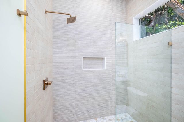 36 Park Road, Upper Matecumbe Key Islamorada, FL 33036