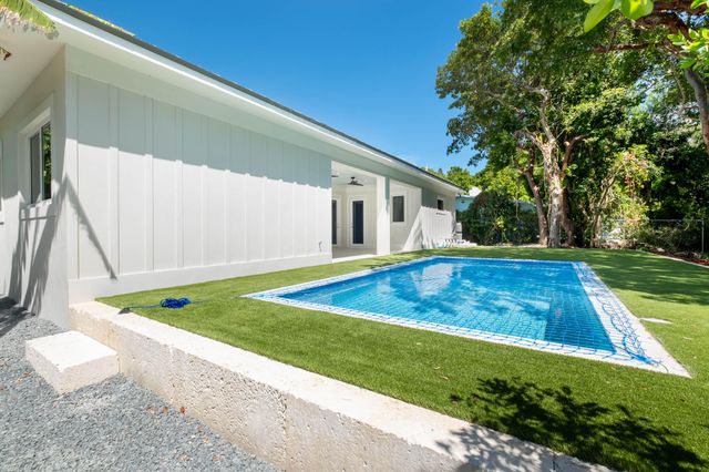 36 Park Road, Upper Matecumbe Key Islamorada, FL 33036