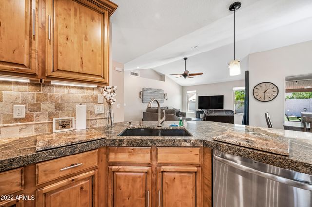 3659 W ELGIN Street, Chandler, AZ 85226