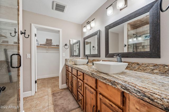 3659 W ELGIN Street, Chandler, AZ 85226