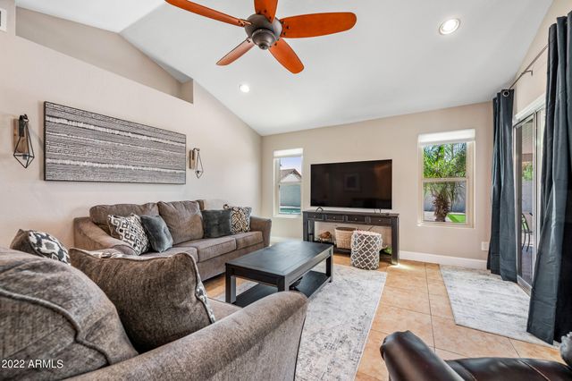 3659 W ELGIN Street, Chandler, AZ 85226