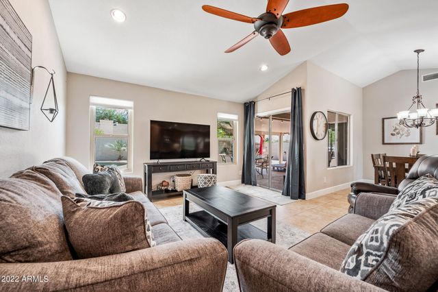 3659 W ELGIN Street, Chandler, AZ 85226