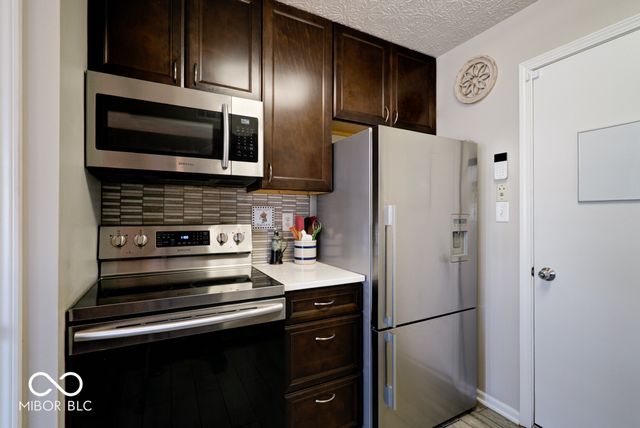 4746 Charrington Circle, Indianapolis, IN 46254