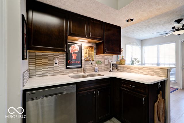 4746 Charrington Circle, Indianapolis, IN 46254