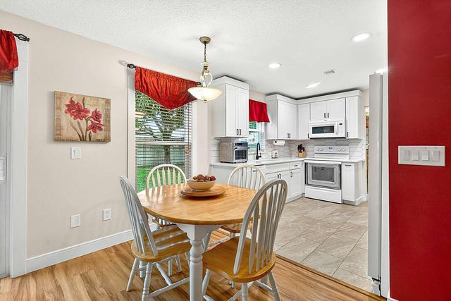 6211 Drake Street, Jupiter, FL 33458