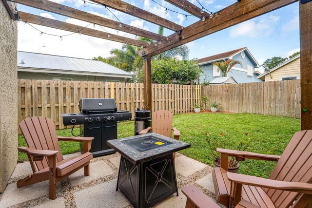 6211 Drake Street, Jupiter, FL 33458