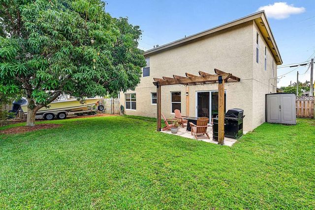 6211 Drake Street, Jupiter, FL 33458