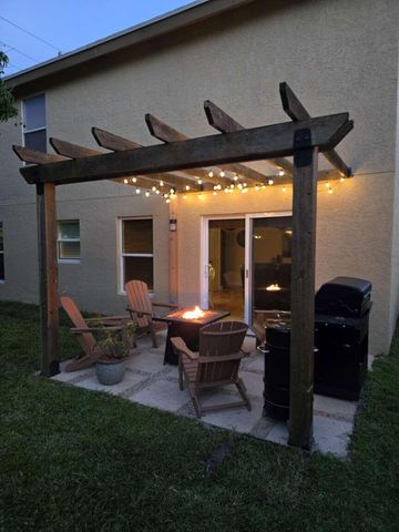 6211 Drake Street, Jupiter, FL 33458