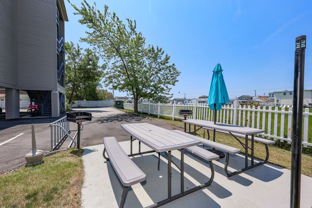 Image 16 of property listing at 32 Ashworth Avenue # 437, Hampton, NH 03842