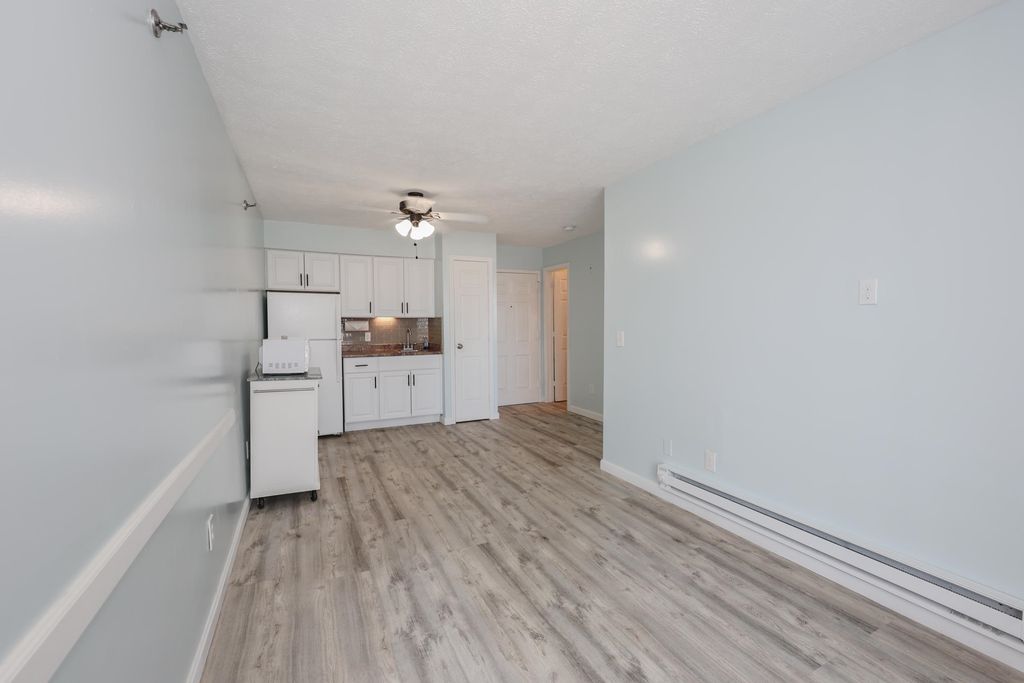 Image 19 of property listing at 32 Ashworth Avenue # 437, Hampton, NH 03842