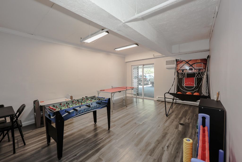Image 32 of property listing at 32 Ashworth Avenue # 437, Hampton, NH 03842