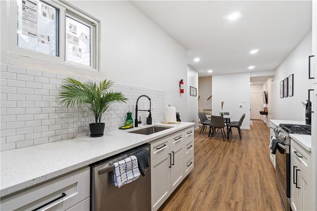 521 Alpine Ave, Central North Side, PA 15212