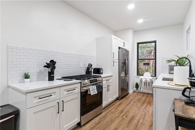 521 Alpine Ave, Central North Side, PA 15212