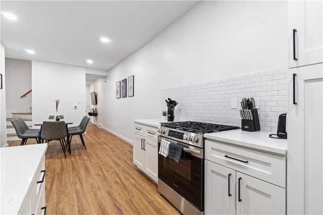 521 Alpine Ave, Central North Side, PA 15212