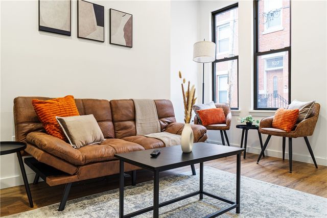 521 Alpine Ave, Central North Side, PA 15212