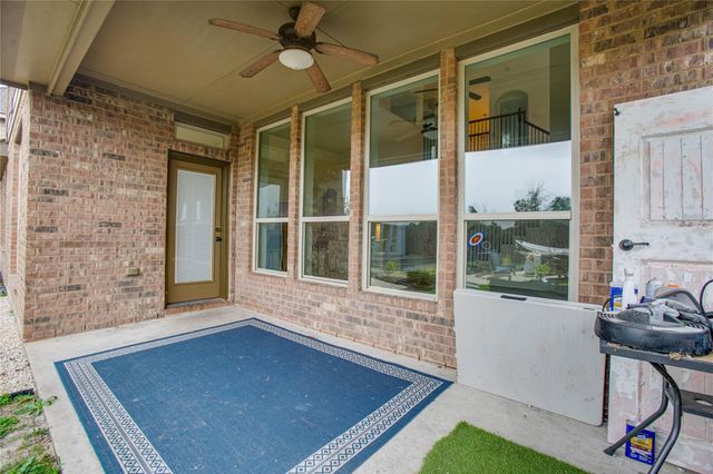 6210 Pinewood Heights Drive, Spring, TX 77389