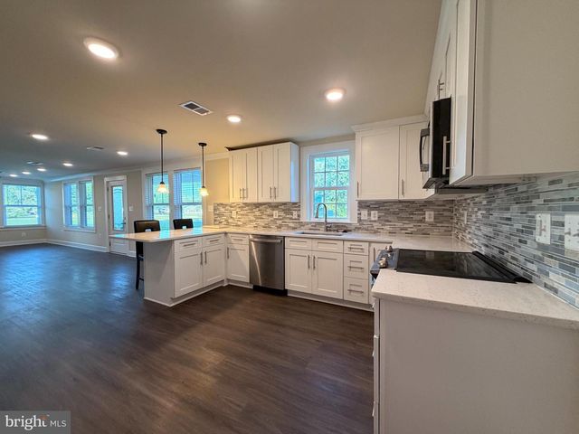 29025 LOG CABIN RD, Salisbury, MD 21801