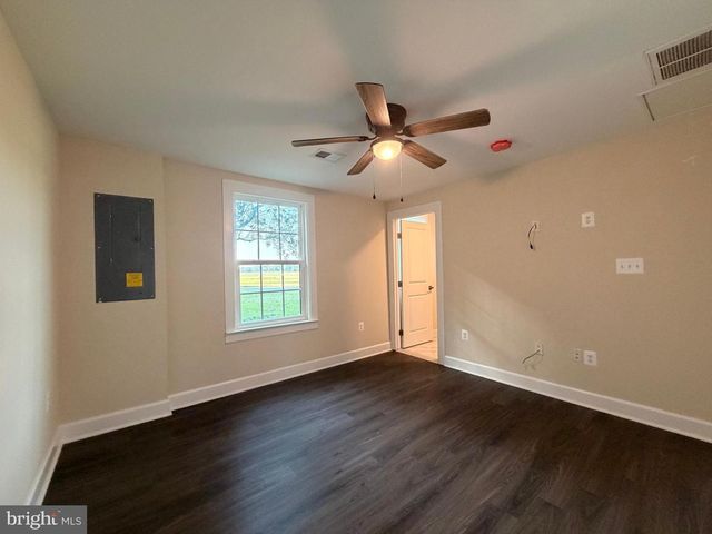 29025 LOG CABIN RD, Salisbury, MD 21801
