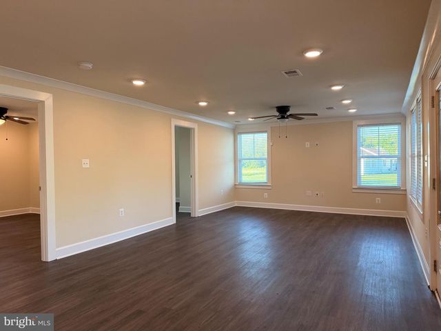 29025 LOG CABIN RD, Salisbury, MD 21801