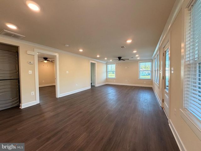 29025 LOG CABIN RD, Salisbury, MD 21801