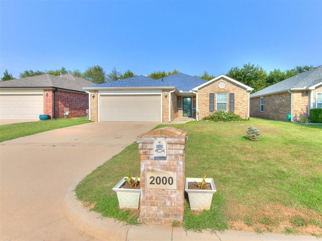 2000 Bradford Circle, Newcastle, OK 73065