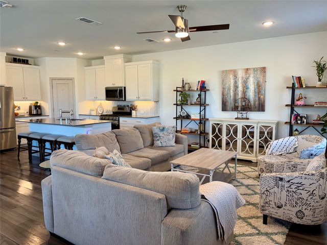 9096 Phoebe Road, Frisco, TX 75035