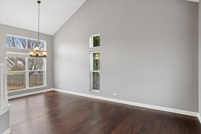 1568 Woodland Lane, Bolingbrook, IL 60490