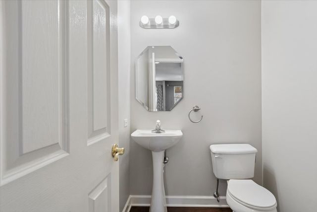 1568 Woodland Lane, Bolingbrook, IL 60490