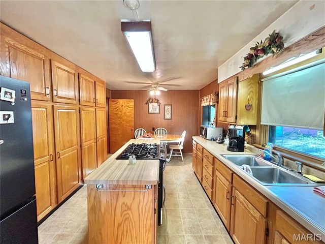 13 Kehner Road, Steelville, MO 65565