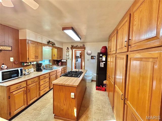 13 Kehner Road, Steelville, MO 65565