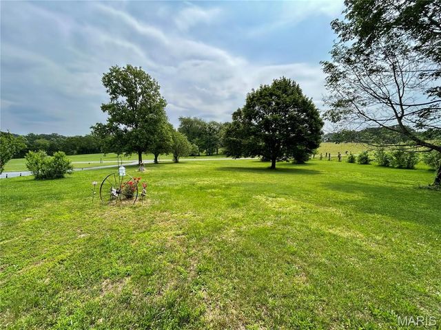 13 Kehner Road, Steelville, MO 65565