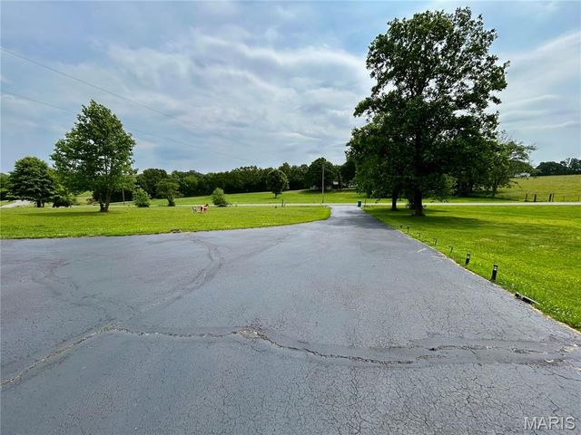 13 Kehner Road, Steelville, MO 65565