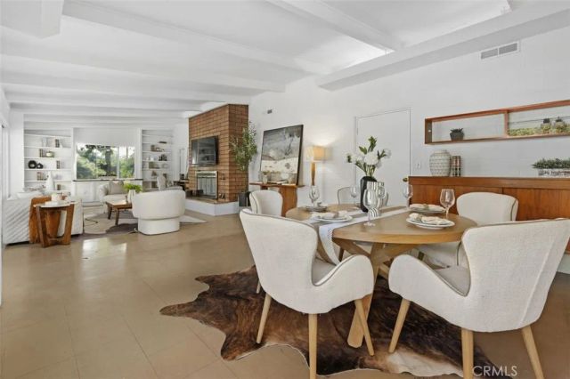 444 Oneida Drive, Pasadena, CA 91107