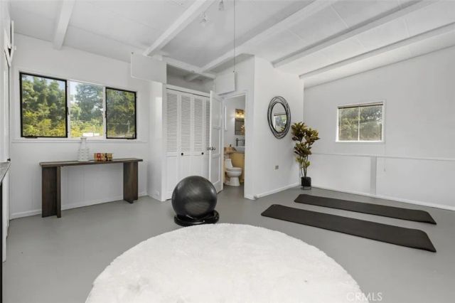 444 Oneida Drive, Pasadena, CA 91107