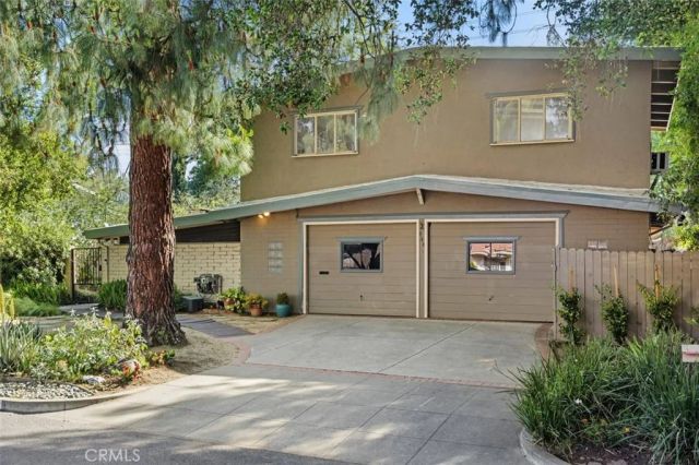 444 Oneida Drive, Pasadena, CA 91107