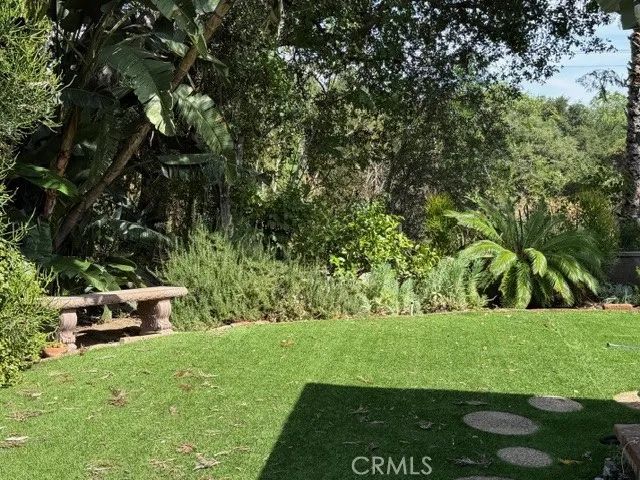 444 Oneida Drive, Pasadena, CA 91107