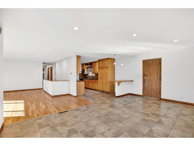 1880 S Monaco Pkwy, Denver, CO 80224