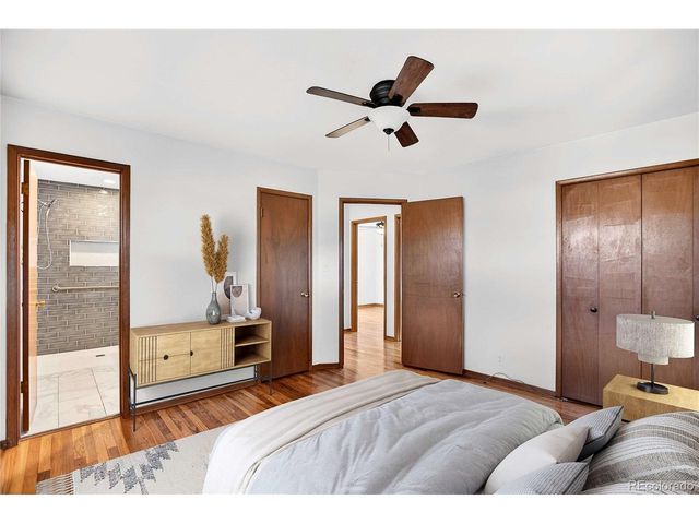 1880 S Monaco Pkwy, Denver, CO 80224