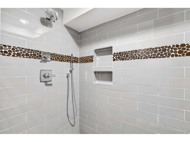 1880 S Monaco Pkwy, Denver, CO 80224