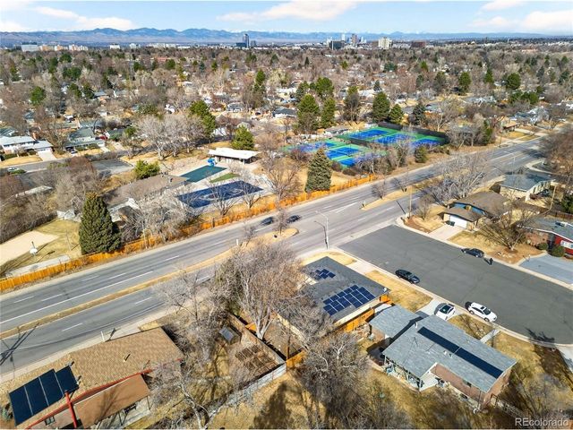 1880 S Monaco Pkwy, Denver, CO 80224