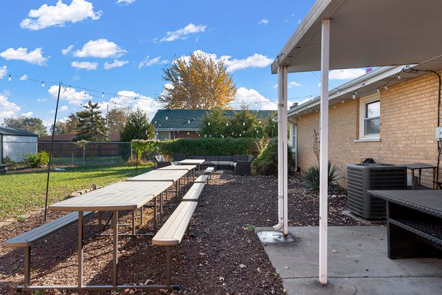 9007 Ridgeland Avenue, Oak Lawn, IL 60453