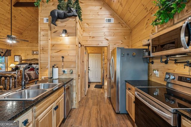 491 Old Parker Terrace, Ellijay, GA 30536