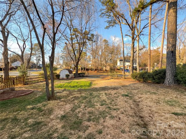 9601 Buckskin Lane, Mint Hill, NC 28227
